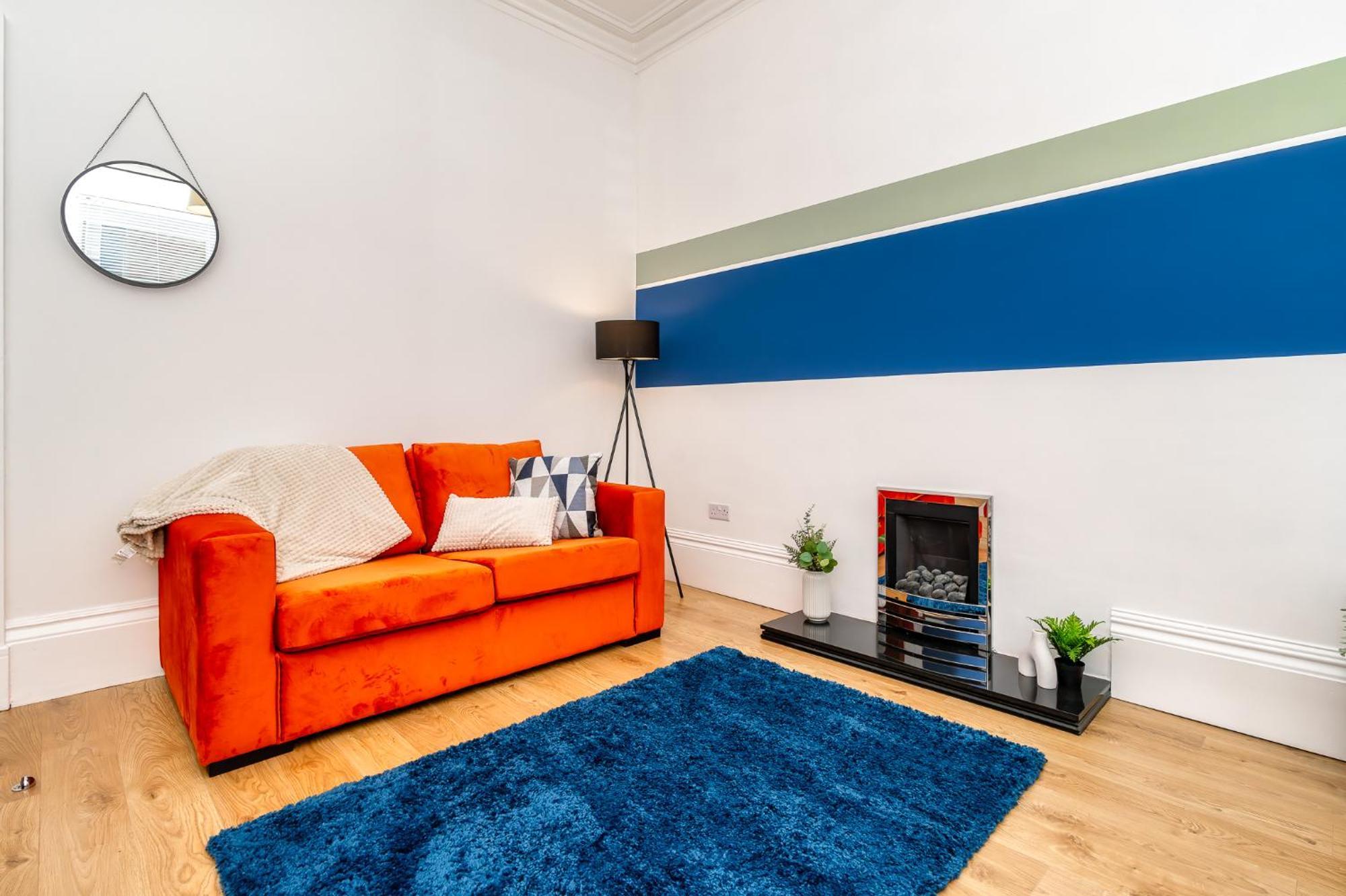 Cosy Retreat - Charming 2-Bed Apartment Greenock Bagian luar foto